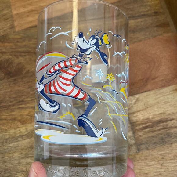 McDonald's Disney Drinking Glasses 1996 25th Anniversary Lot of 04 Glasses - Picture 5 of 8